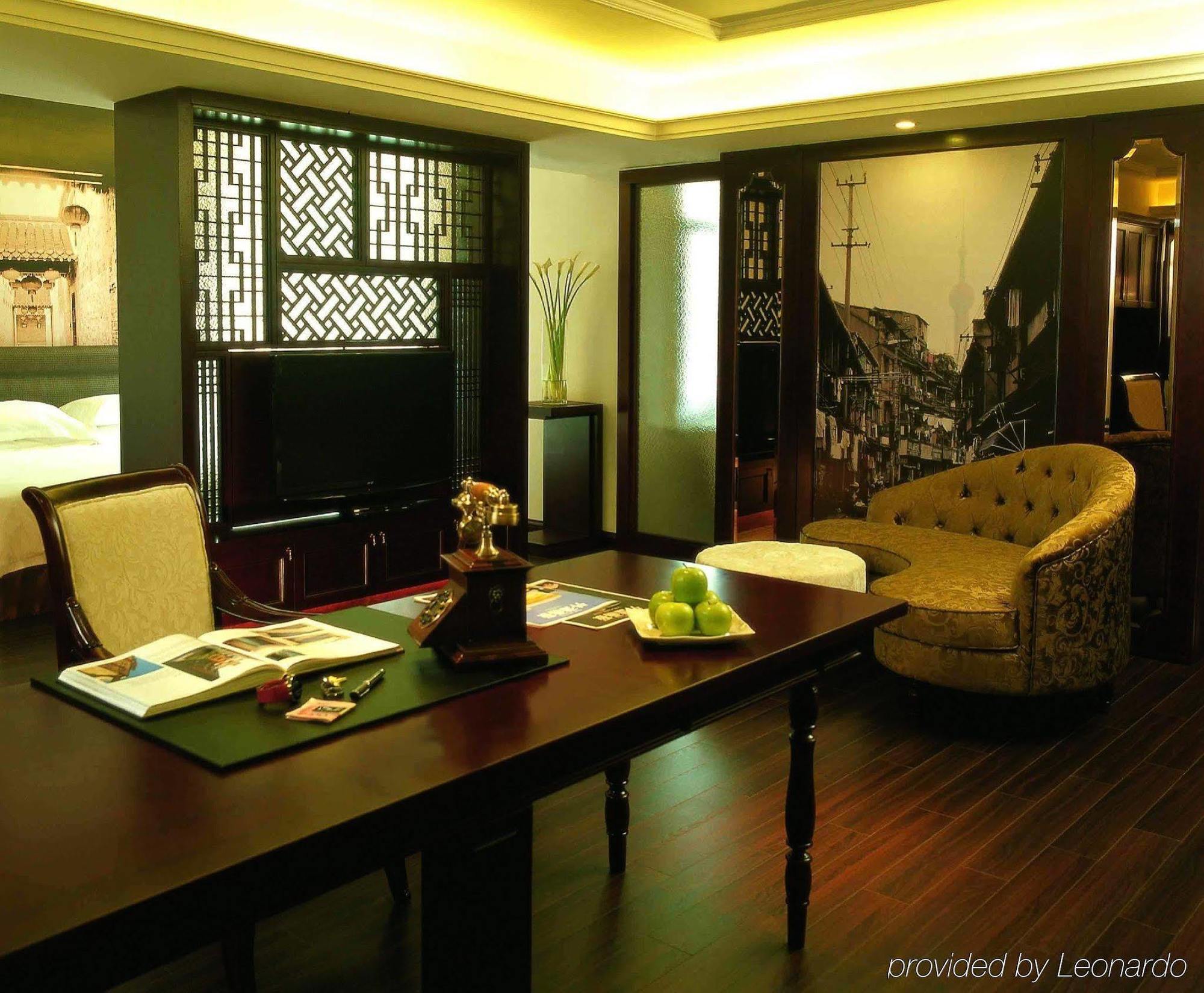 @ Gallery Suites Shanghai Room photo